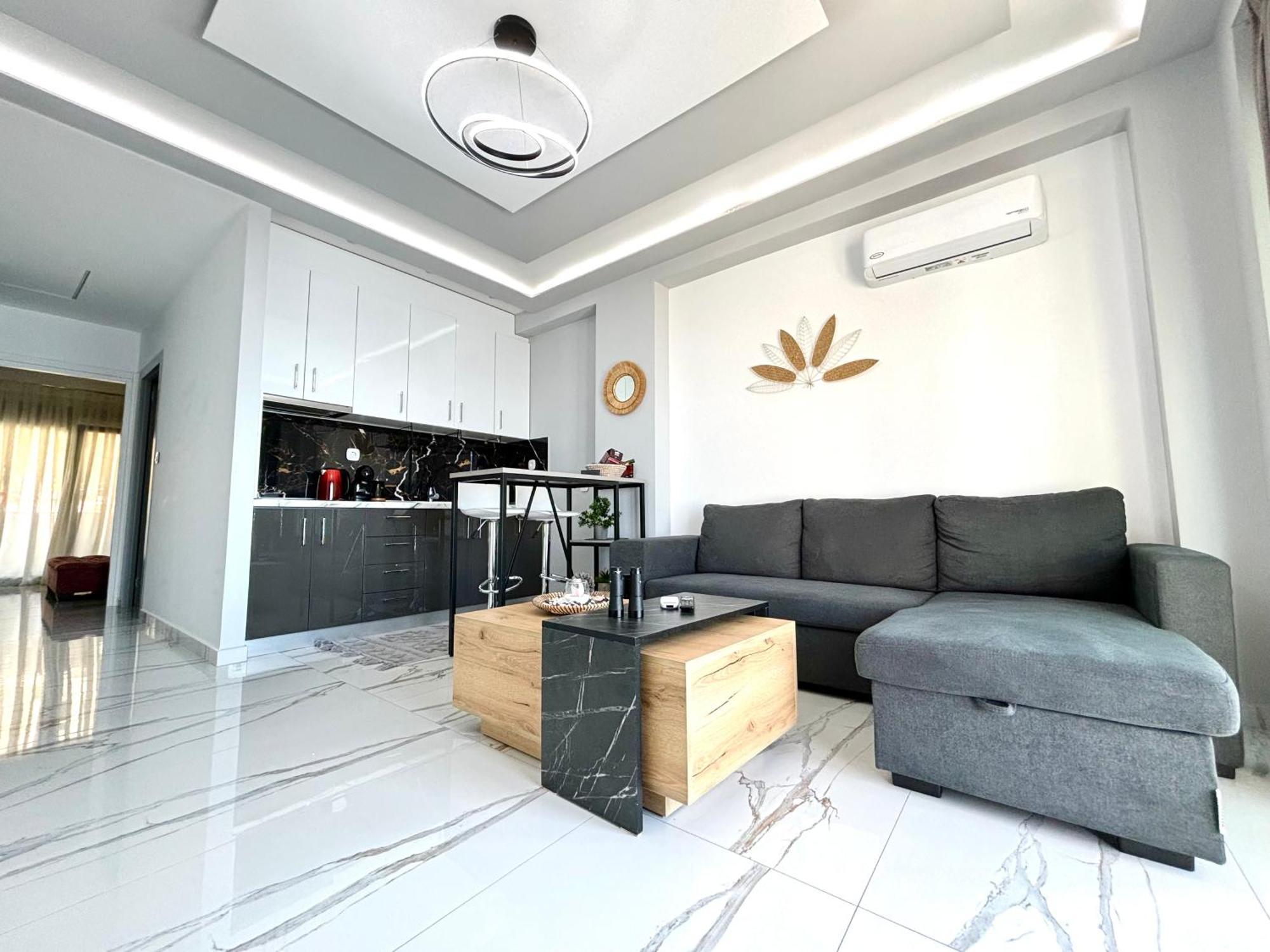 Apartment Candi Luxury 2 *